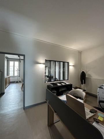 BUREAUX à LOUER de 115 m²