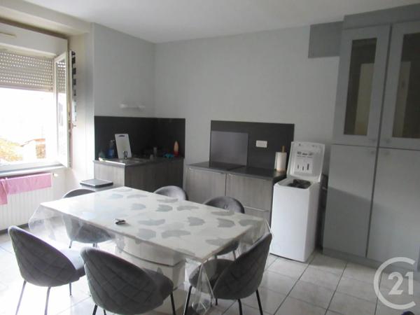 Appartement F4 à vendre  4 pièces - 66,50 m 2   BELFORT  - 90
