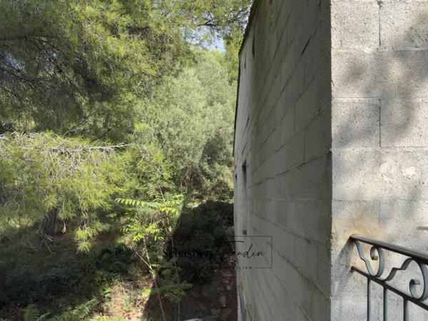 Maison à vendre 5 pièces TOULON (83) de 170 m² - Terrain de 913 m² - Vue mer - Piscinable