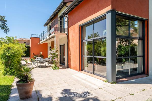 Maison familiale dans un environnement arboré
