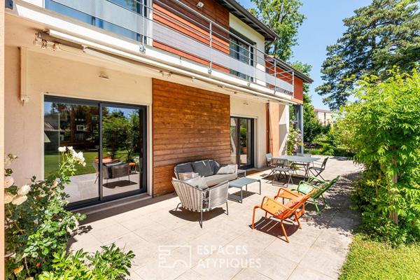 Maison familiale dans un environnement arboré