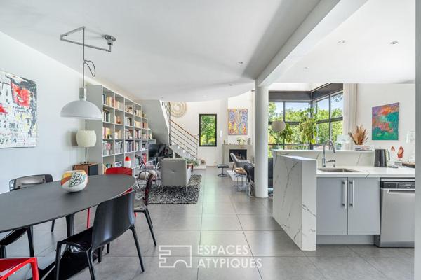 Maison familiale dans un environnement arboré