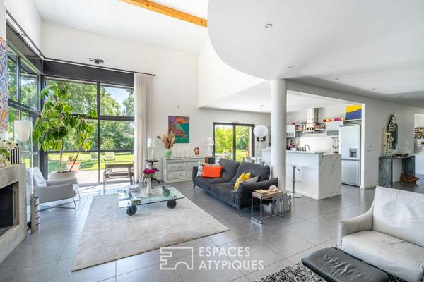 Maison familiale dans un environnement arboré