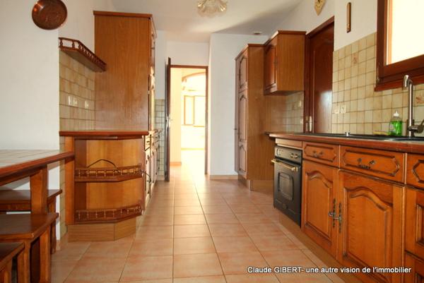 Frontignan (34110) Maison + studio 7 pièces avec piscine sur une parcelle de 1000 m2 au pied de la Gardiole à Frontignan