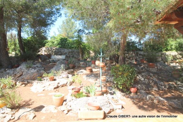 Frontignan (34110) Maison + studio 7 pièces avec piscine sur une parcelle de 1000 m2 au pied de la Gardiole à Frontignan