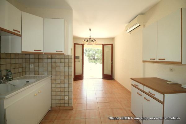 Frontignan (34110) Maison + studio 7 pièces avec piscine sur une parcelle de 1000 m2 au pied de la Gardiole à Frontignan