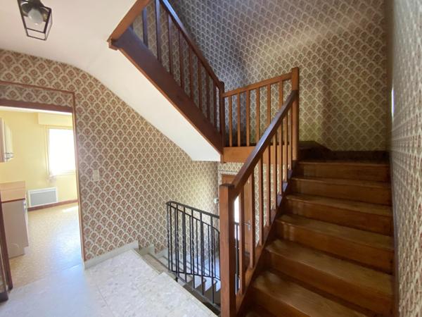 Maison 112 m², 3 chs, terrain de 884 m², Flers