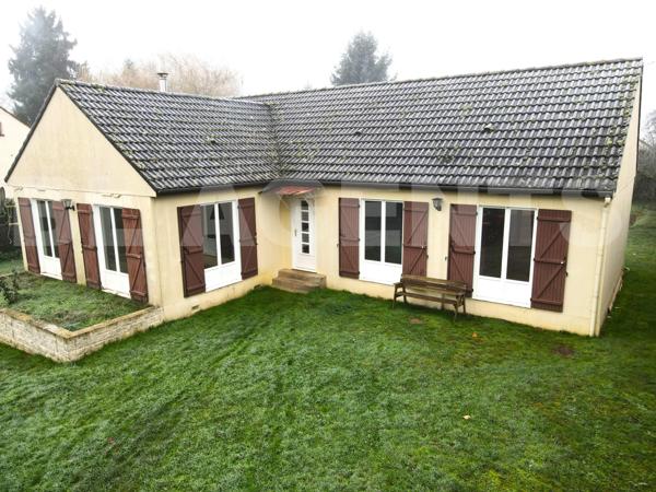 Maison de plain pied 103m² avec beau terrain
