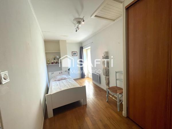 Ancien moulin rénové 6 pièces 155m² avec atelier