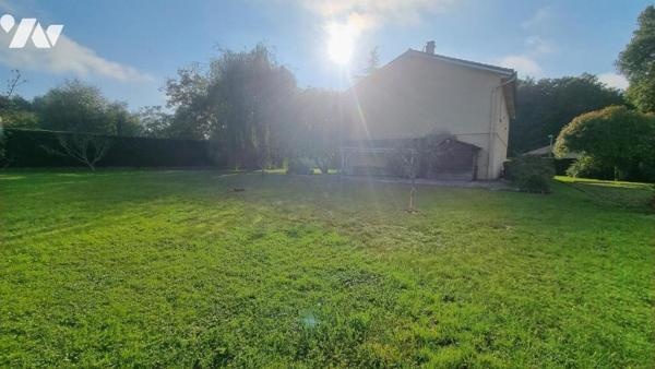 Maison sur sous-sol complet
