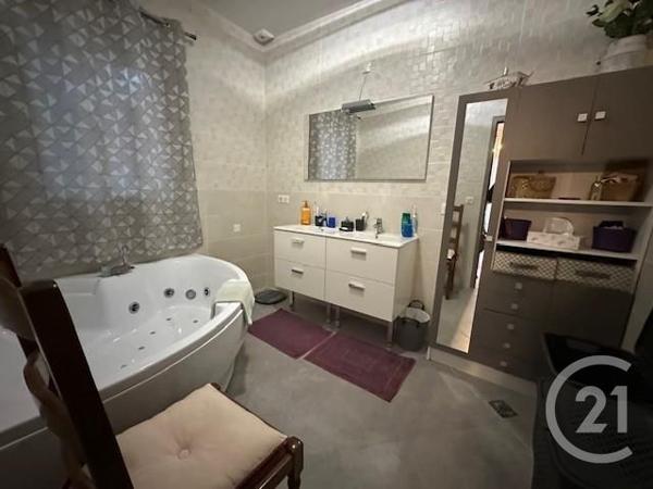 Maison à vendre  7 pièces - 212 m2 BRIGNOLES - 83