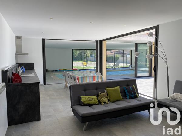 Maison à vendre 7 pièces 190 m² Althen-des-Paluds