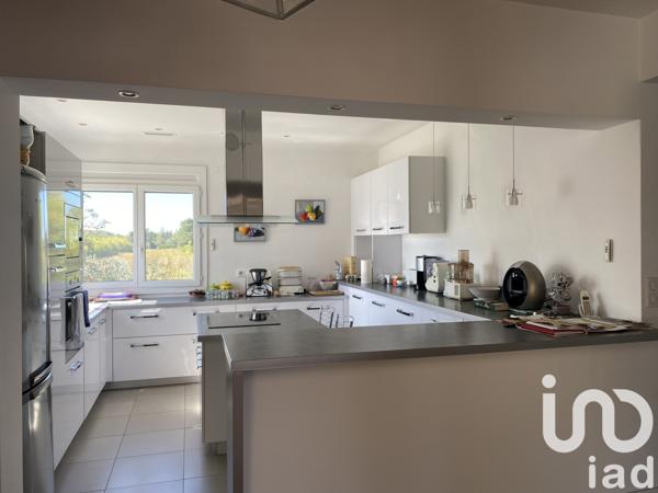 Maison à vendre 7 pièces 190 m² Althen-des-Paluds