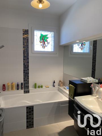 Maison à vendre 7 pièces 190 m² Althen-des-Paluds