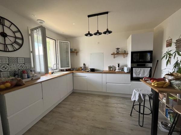 Maison à vendre |  Pont-l'Abbé-d'Arnoult |  4 pièces | 102 m²