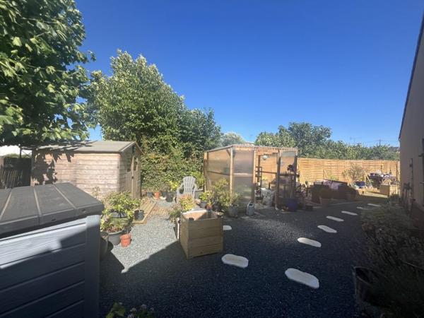 Maison à vendre |  Pont-l'Abbé-d'Arnoult |  4 pièces | 102 m²