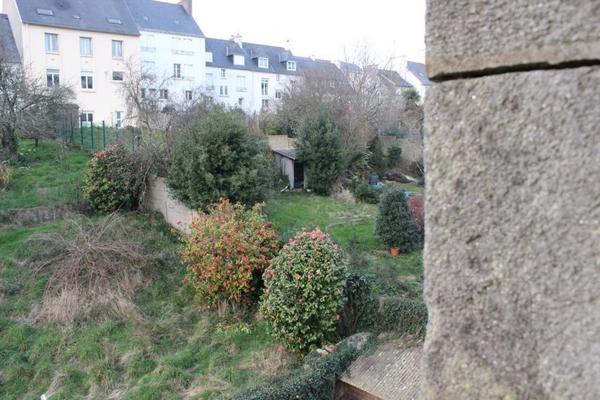 UN APPARTEMENT TYPE 2 TRAVERSANT & COSY À QUIMPER. -