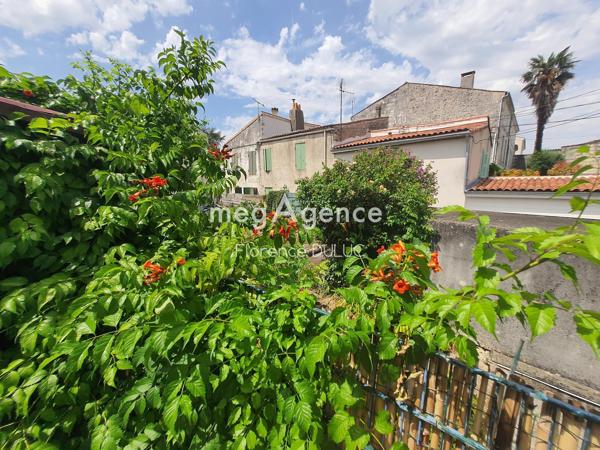 Maison à SAINTES, 17100 - 6 pièces 130m²