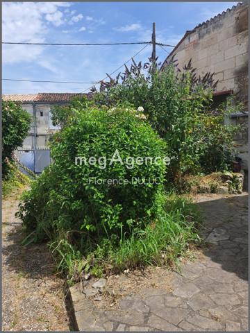 Maison à SAINTES, 17100 - 6 pièces 130m²