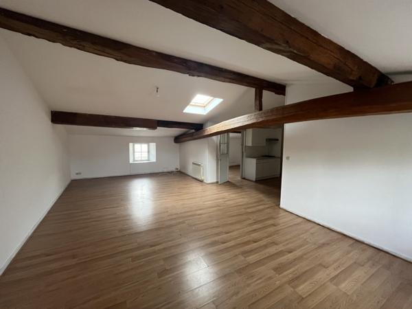 Immeuble à vendre |  Saint-Jean-d'Angély |  188 m²
