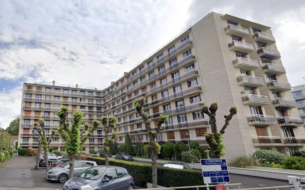 Appartement à vendre    1 pièce • 41,30 m2 La Varenne - Saint-Maur-des-Fossés