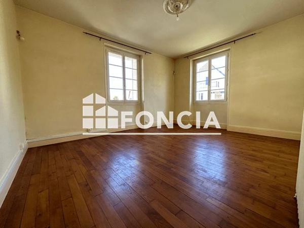Location Appartement 3 pièces 66.2 m² - 23 RUE CHARLES SUISSE Dijon 21000