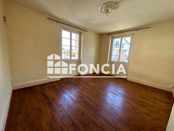 Location Appartement 3 pièces 66.2 m² - 23 RUE CHARLES SUISSE Dijon 21000
