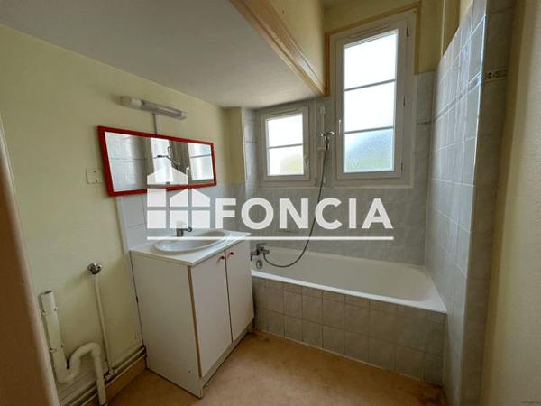 Location Appartement 3 pièces 66.2 m² - 23 RUE CHARLES SUISSE Dijon 21000