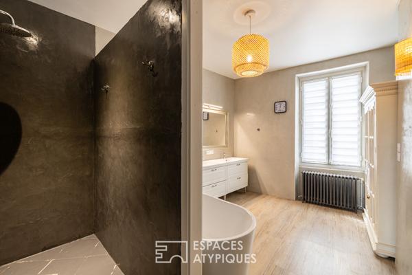 Demeure de charme en coeur de ville et ses chambres d’hôtes haut de gamme