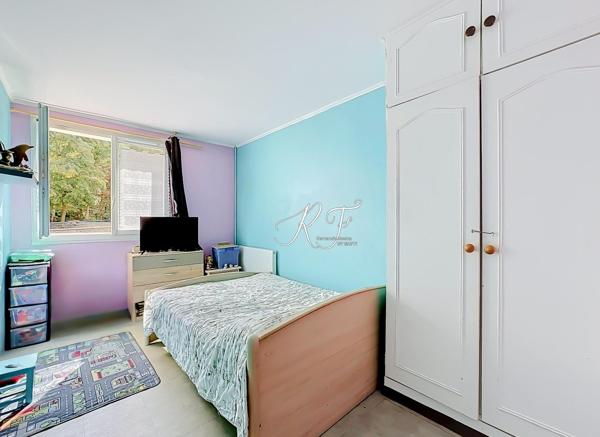 APPARTEMENT LUMINEUX AVEC 3 CHAMBRES