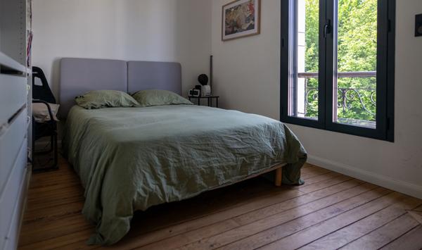 PAU maison de ville ,6 chambres, piscine et dépendance