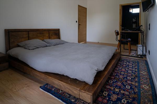 PAU maison de ville ,6 chambres, piscine et dépendance