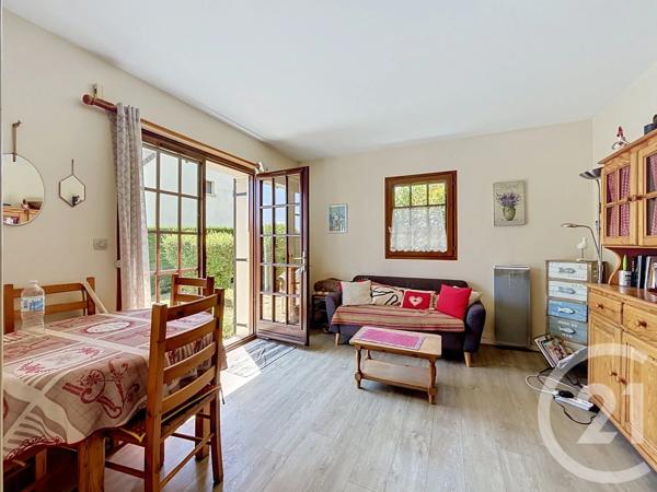 Appartement T4 à vendre  3 pièces - 35,93 m 2   HOULGATE  - 14