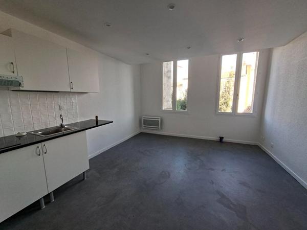 A louer Bordeaux gare, Appartement T1 Bis 27.50m2