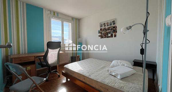 Location Appartement meublé 5 pièces 86.88 m² - Poitiers 86000