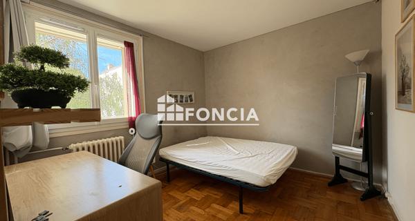 Location Appartement meublé 5 pièces 86.88 m² - Poitiers 86000