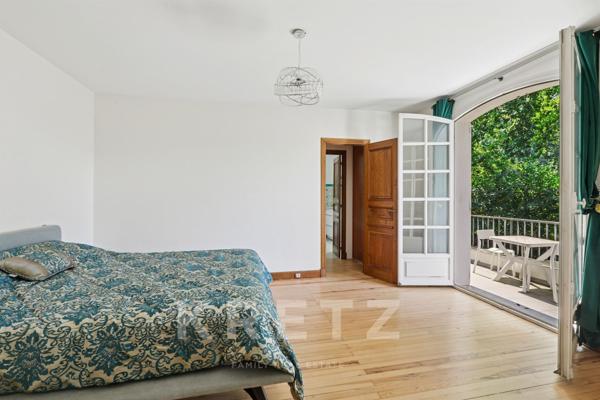 Le Vésinet – Maison familiale de 420 m² sur un terrain verdoyant de 1 270 m²