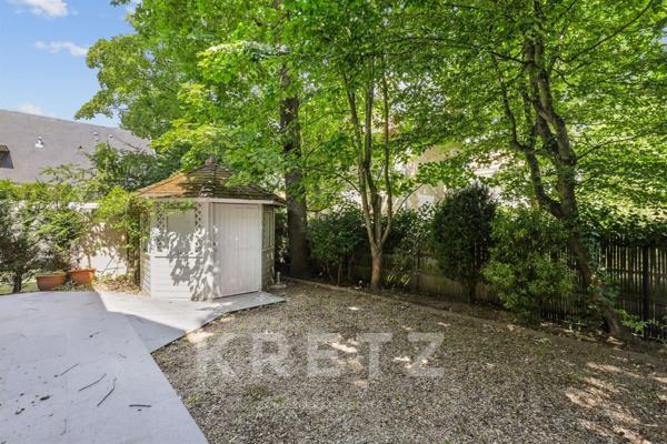 Le Vésinet – Maison familiale de 420 m² sur un terrain verdoyant de 1 270 m²