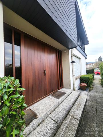 Maison 12 pièce(s) 6 chambre(s) 293 m²