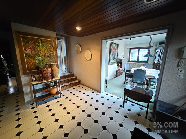 Maison 12 pièce(s) 6 chambre(s) 293 m²