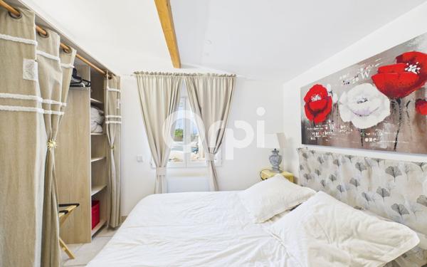 Maison à vendre    7 pièces •  Les Adrets-de-l'Estérel