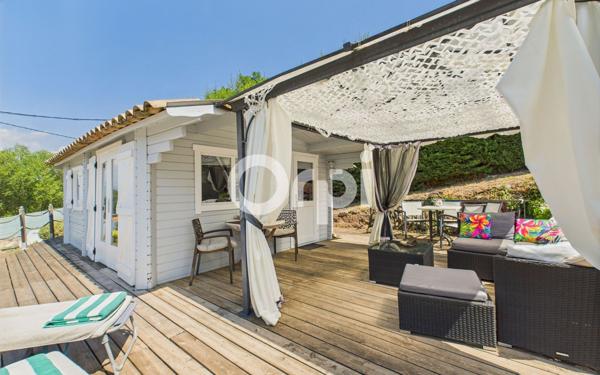 Maison à vendre    7 pièces •  Les Adrets-de-l'Estérel