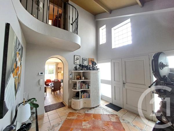 Maison à vendre  10 pièces - 233 m 2   ST SEBASTIEN SUR LOIRE  - 44