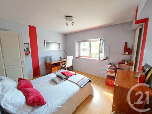 Maison à vendre  10 pièces - 233 m 2   ST SEBASTIEN SUR LOIRE  - 44