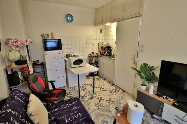Appartement T1 bis loué au 2ᵉ étage