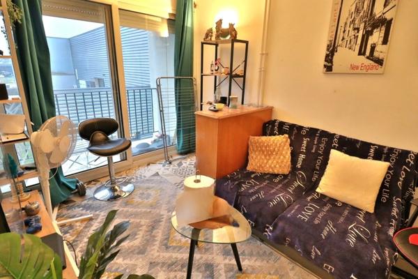 Appartement T1 bis loué au 2ᵉ étage