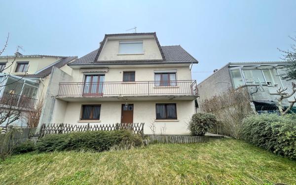 Maison à vendre    5 pièces • 94,23 m2 Sucy-en-Brie