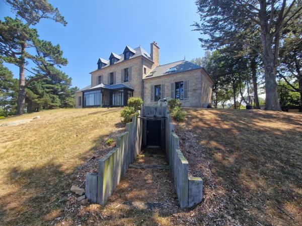 Vente Villa de luxe Penvénan 16 Pièces 519 m²