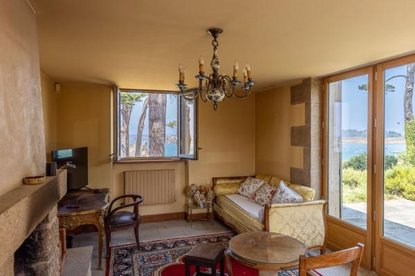 Vente Villa de luxe Penvénan 16 Pièces 519 m²