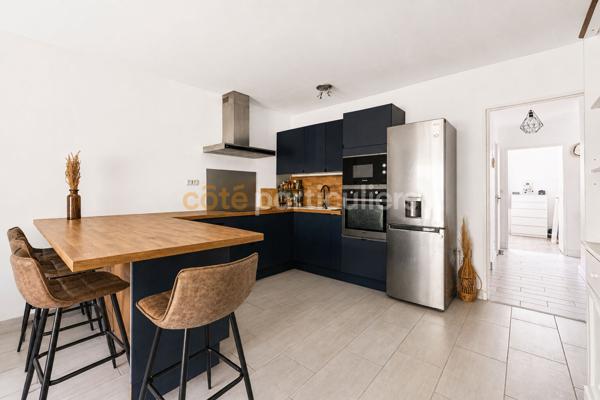 Vente
                Appartement66,32 m² - 3 Pièces -
                    ST HERBLAIN (44800)